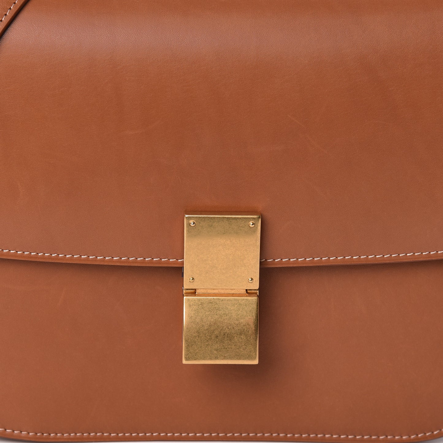 Smooth Calfskin Medium Classic Box Flap Bag Camel