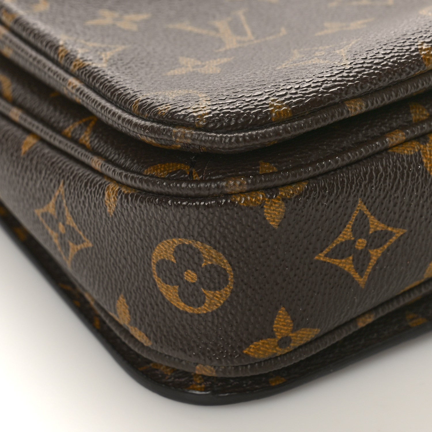 Louis Vuitton Monogram Pochette Metis 8 of 9