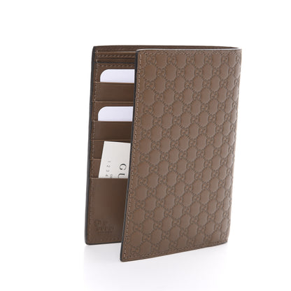 Gucci Microguccissima Passport Case Acero 2 of 8