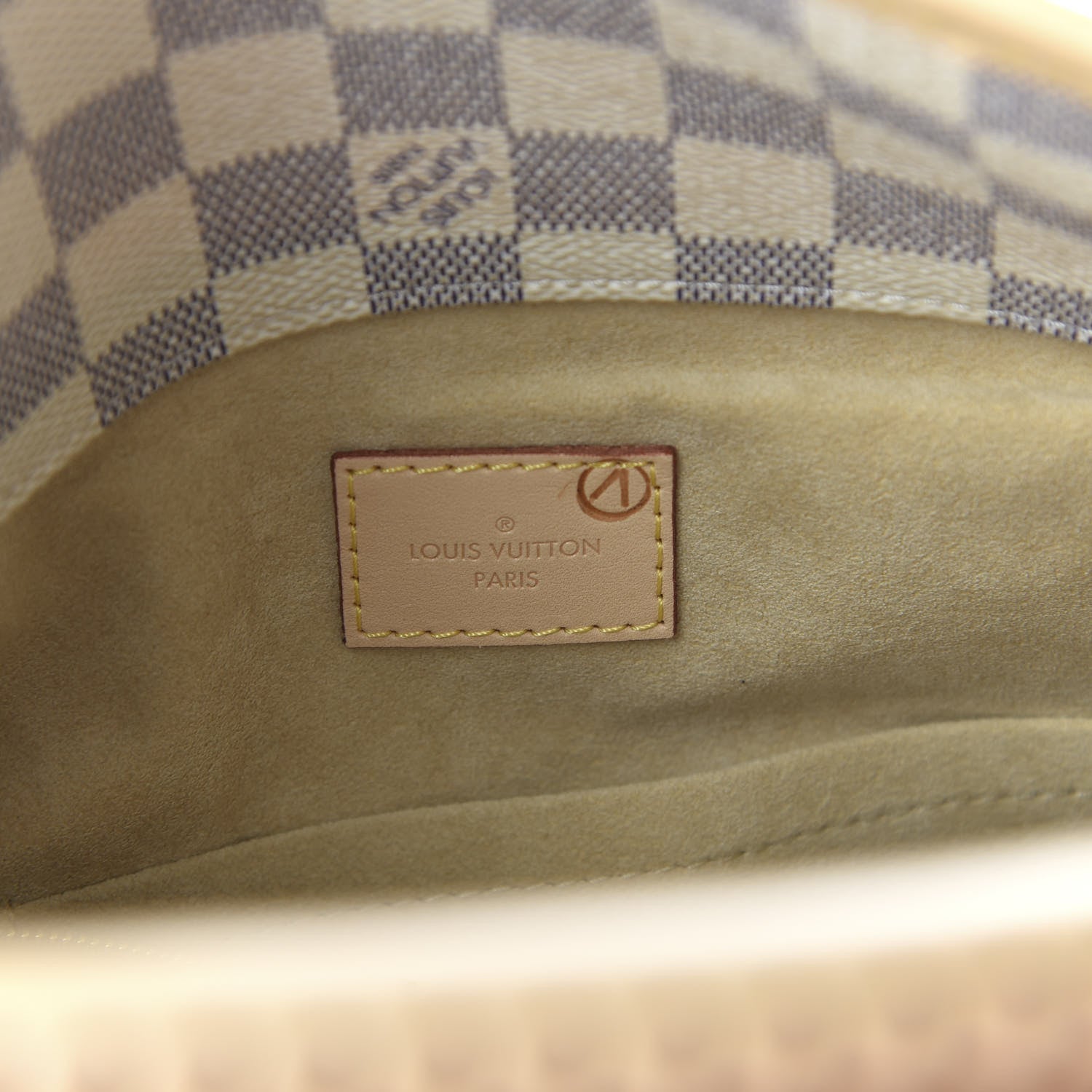 Louis Vuitton Damier Azur Artsy MM 8 of 9