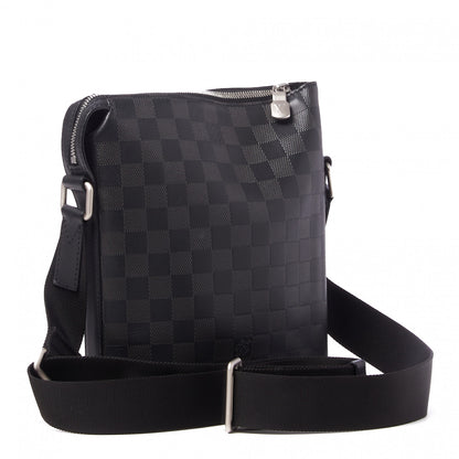 Louis Vuitton Damier Infini Discovery Messenger BB Onyx 2 of 8