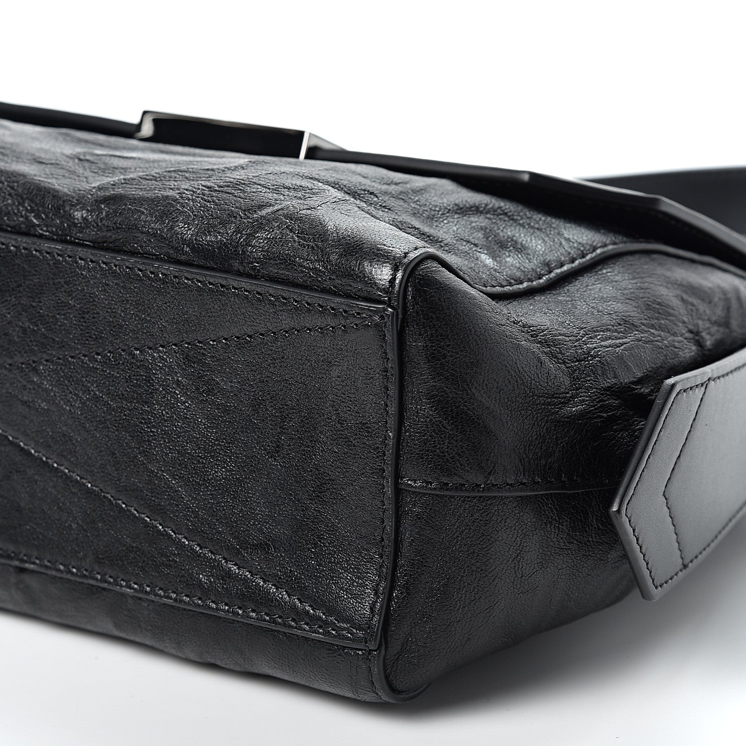 Givenchy Crinkled Patent Calfskin Small ID Flap Black 8 of 8