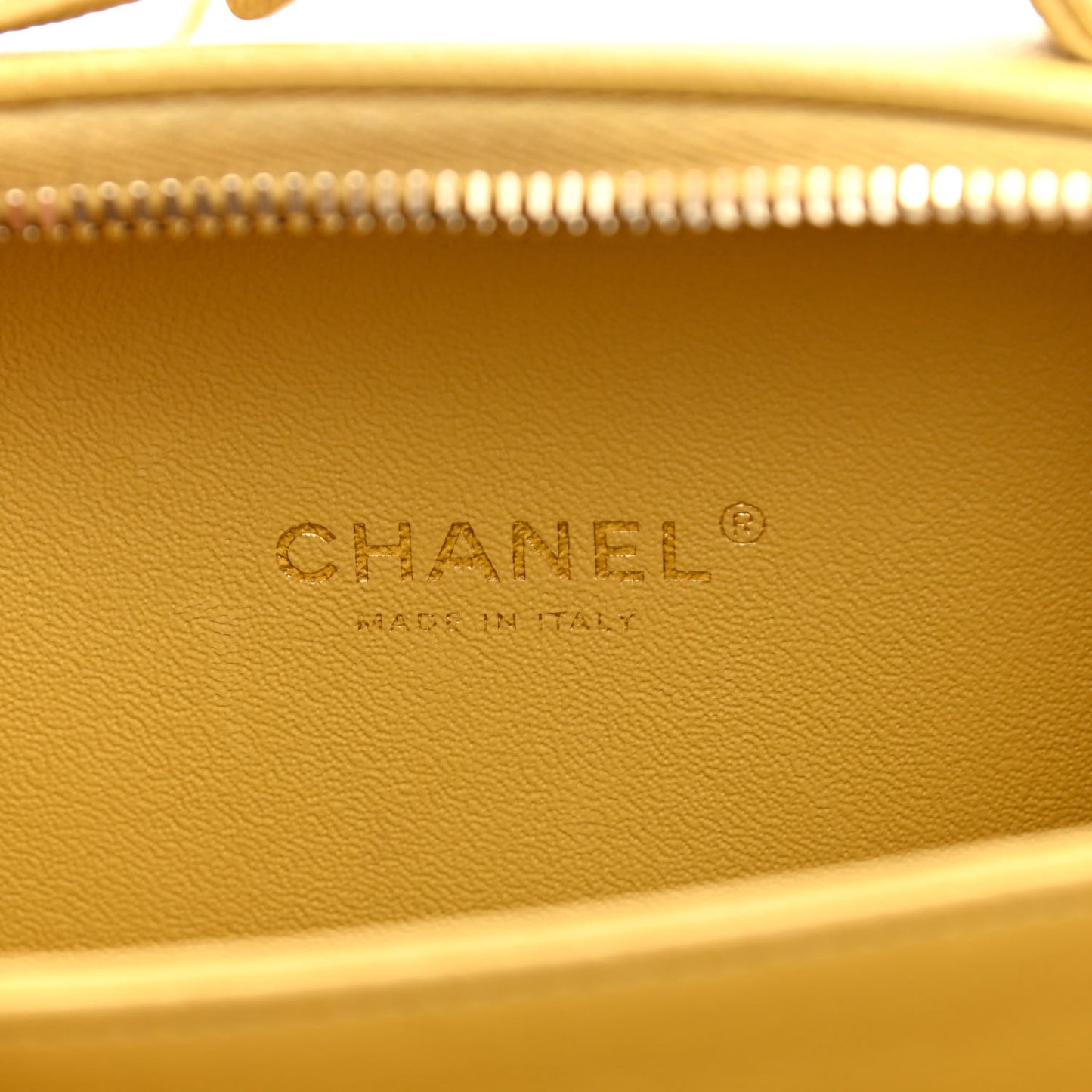 Caviar Quilted Small CC Filigree Vanity Case Yellow
