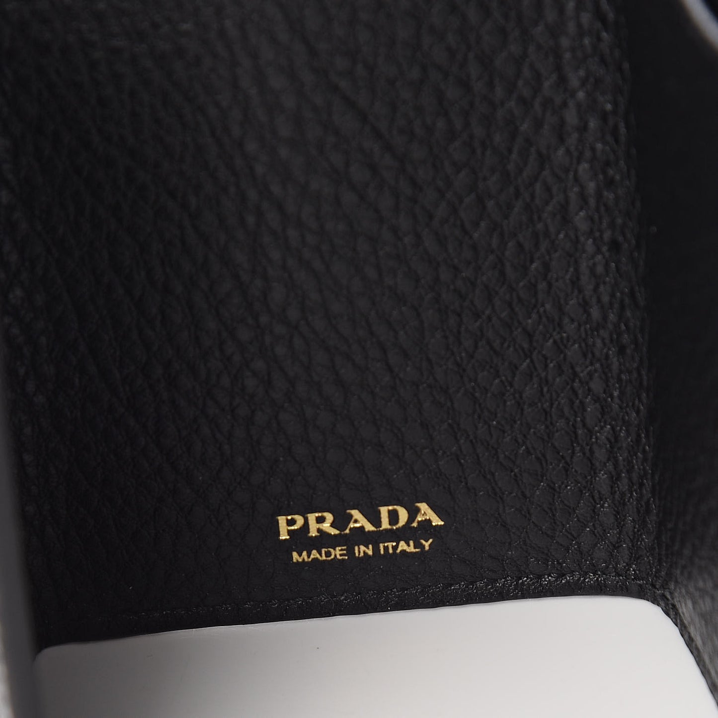 Vitello Grain Small Tri-Fold Wallet Black