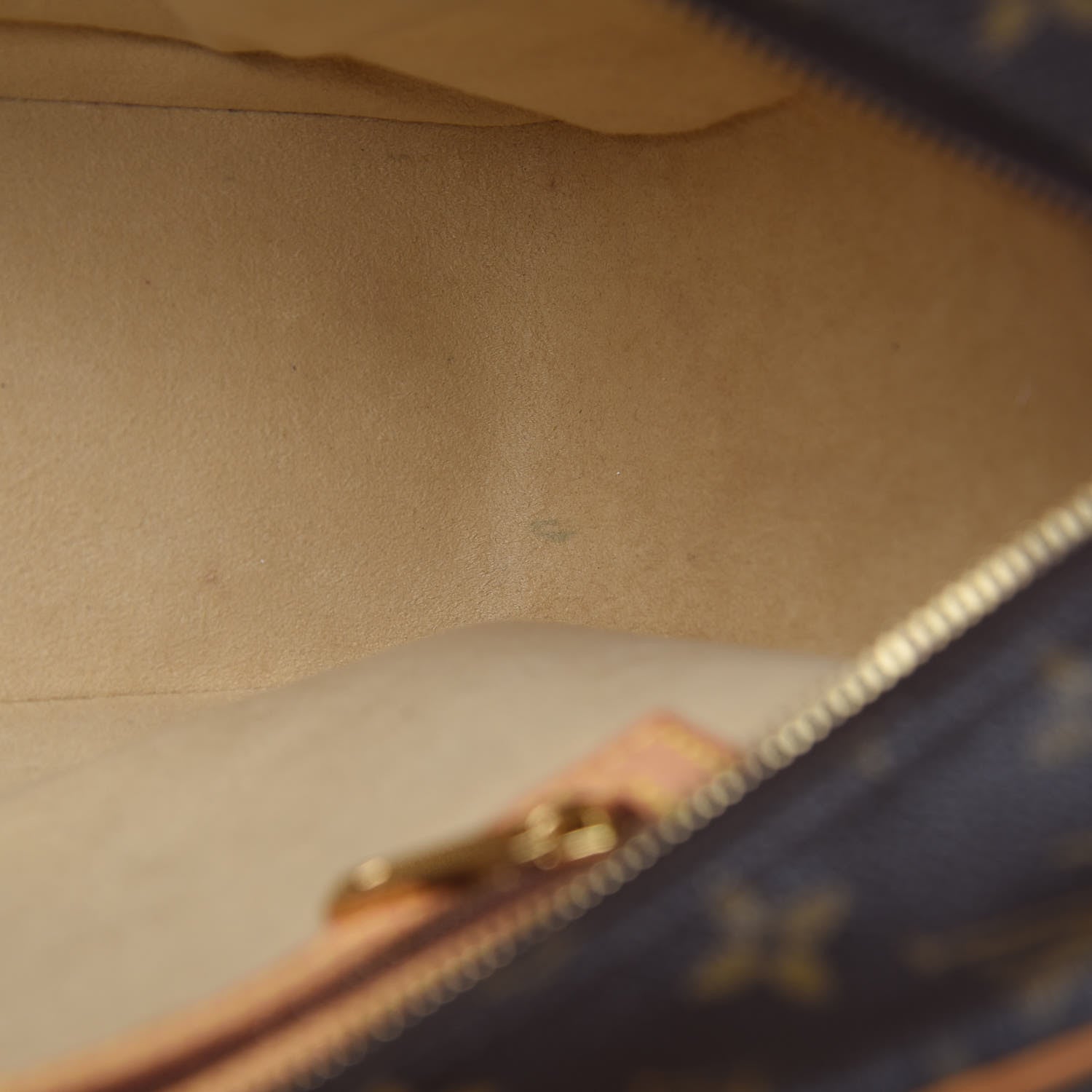 Louis Vuitton Monogram Cite GM 16 of 18