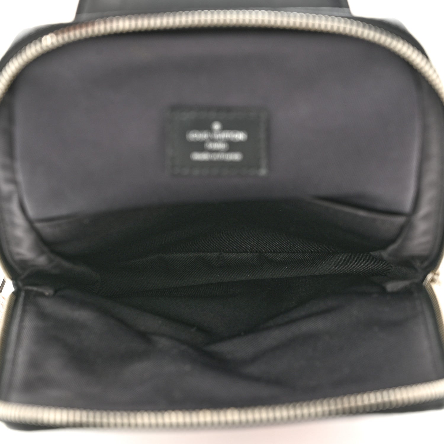 Louis Vuitton Damier Graphite Apls Avenue Sling Backpack 5 of 9