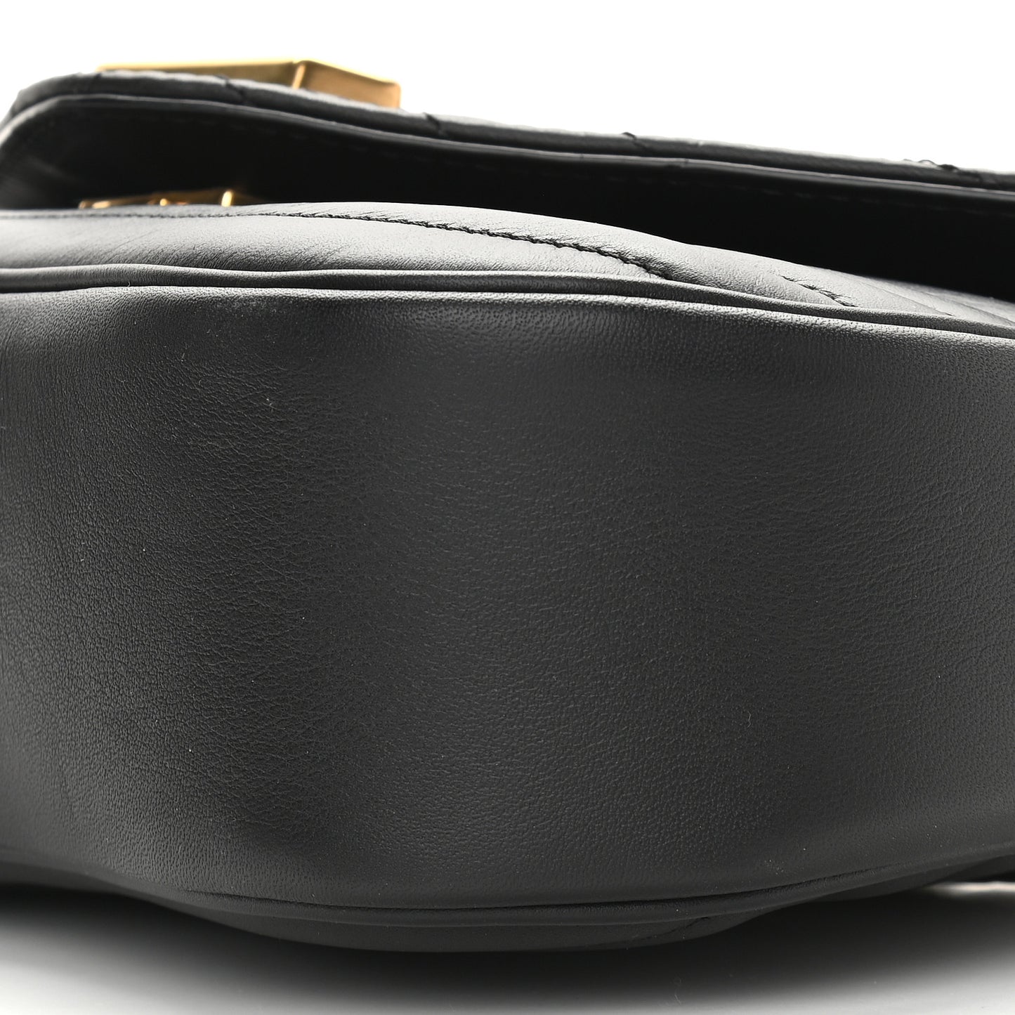 Calfskin New Wave Chain MM Black