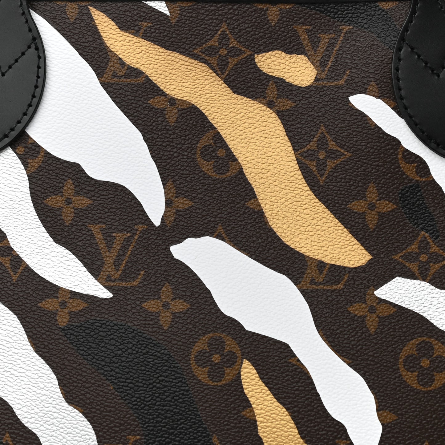 X LOL Monogram Neverfull MM Gold Silver