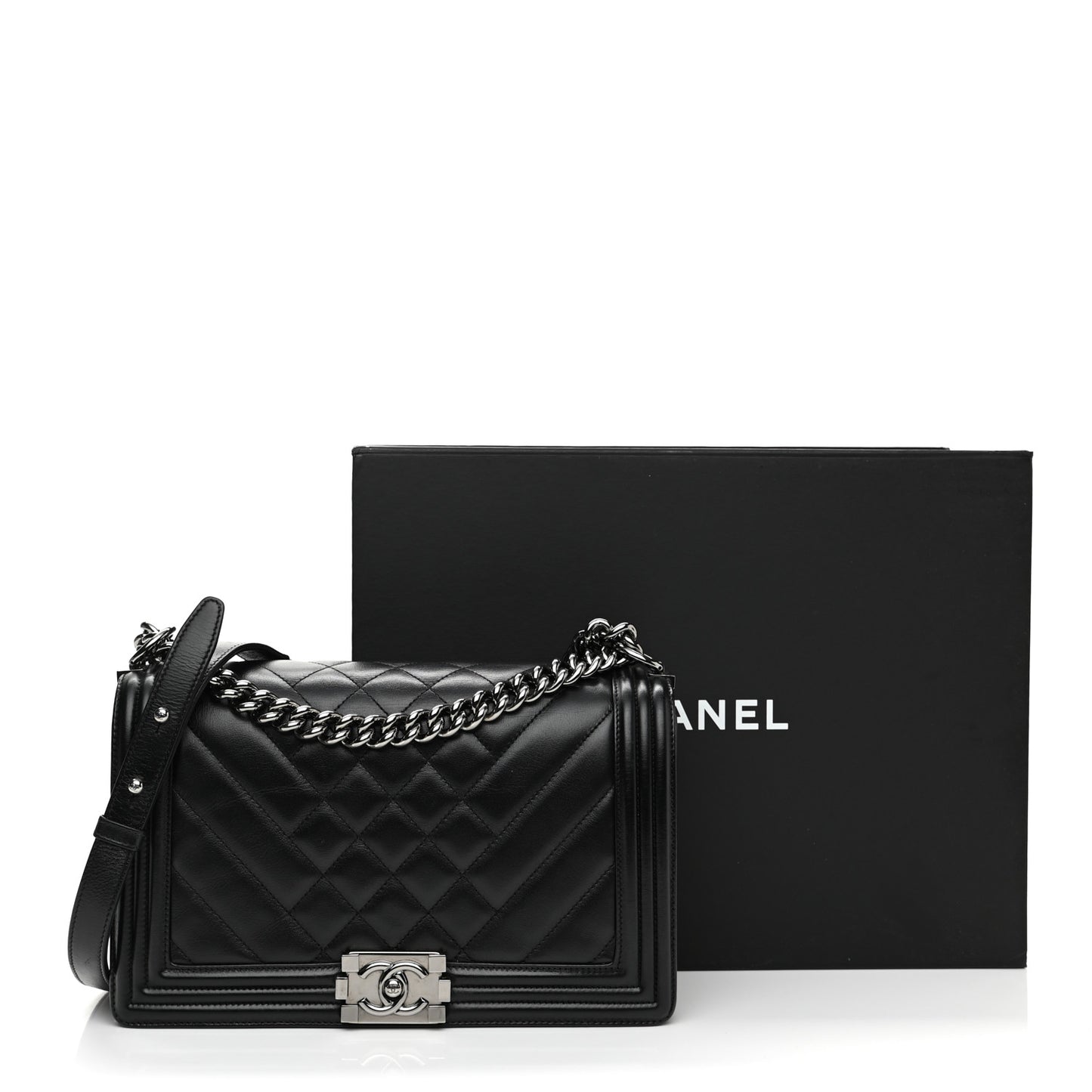 Calfskin Chevron Quilted Medium Boy Flap Black
