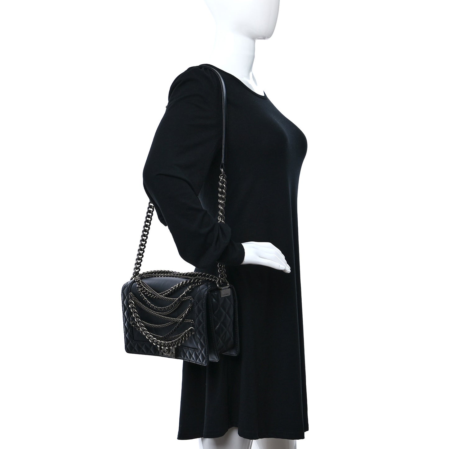 Calfskin Enchained New Medium Boy Flap Black