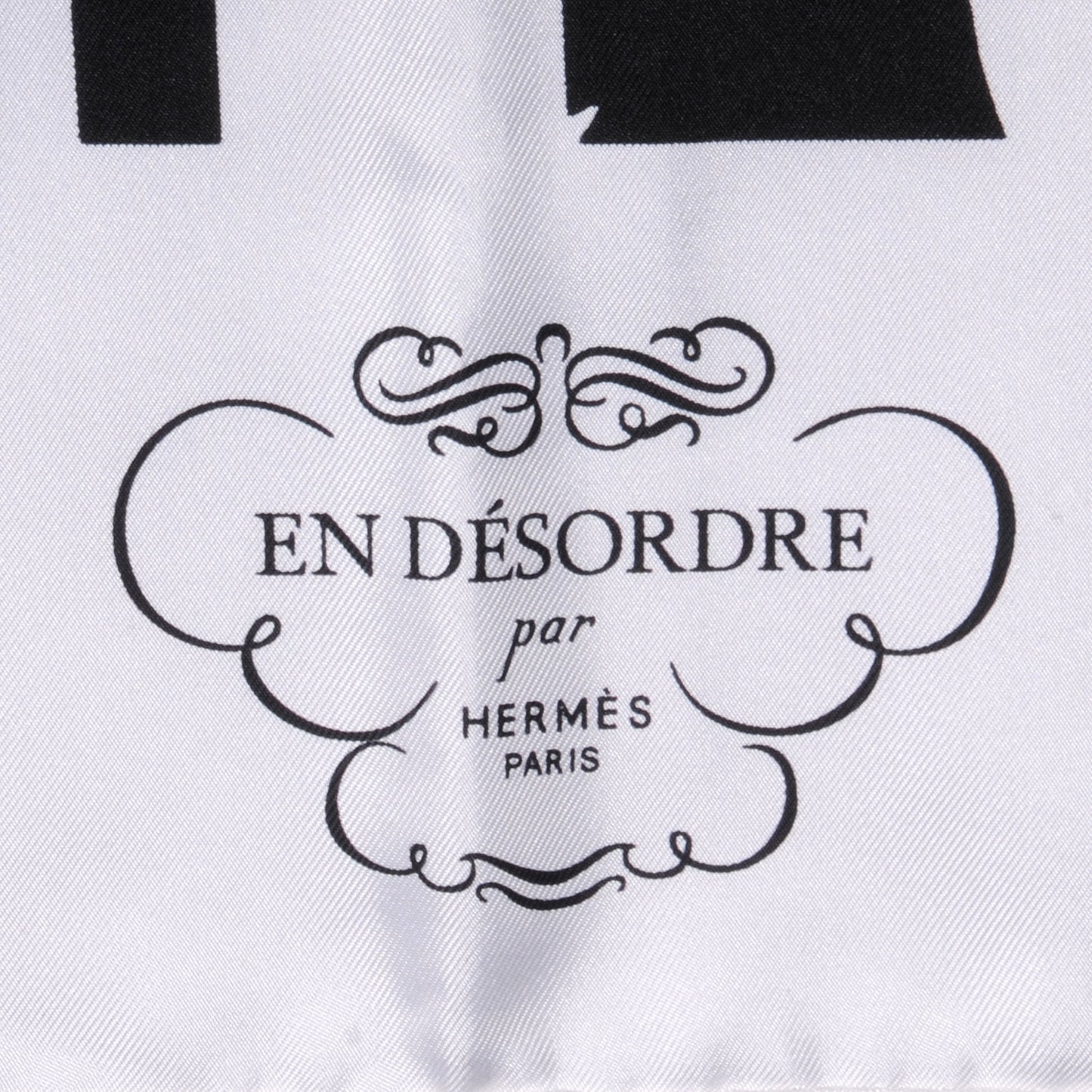 Silk En Desordre Scarf Black White 90