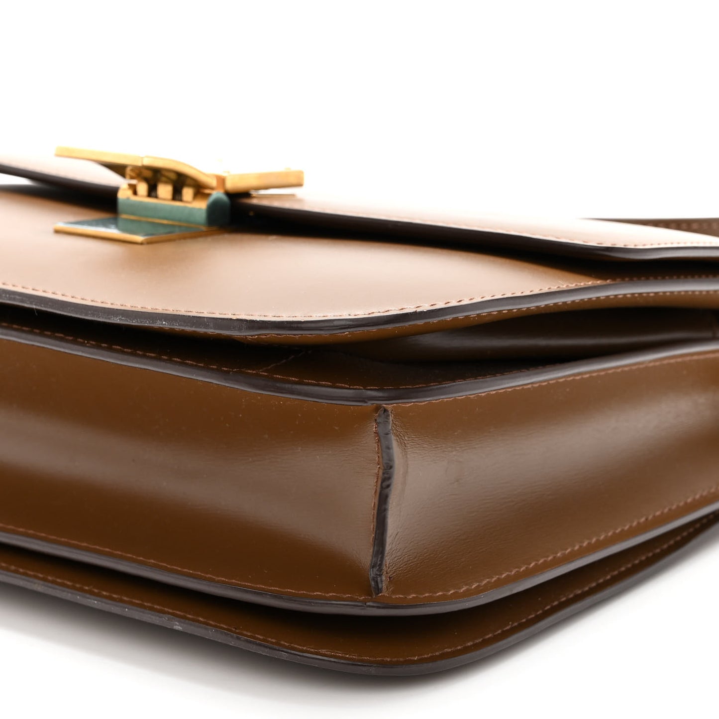 Box Calfskin Medium Classic Box Flap Bag Camel