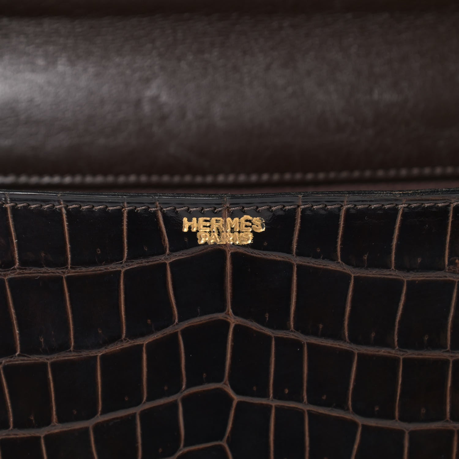 Hermes Shiny Porosus Crocodile Constance 23 Chocolate 6 of 31