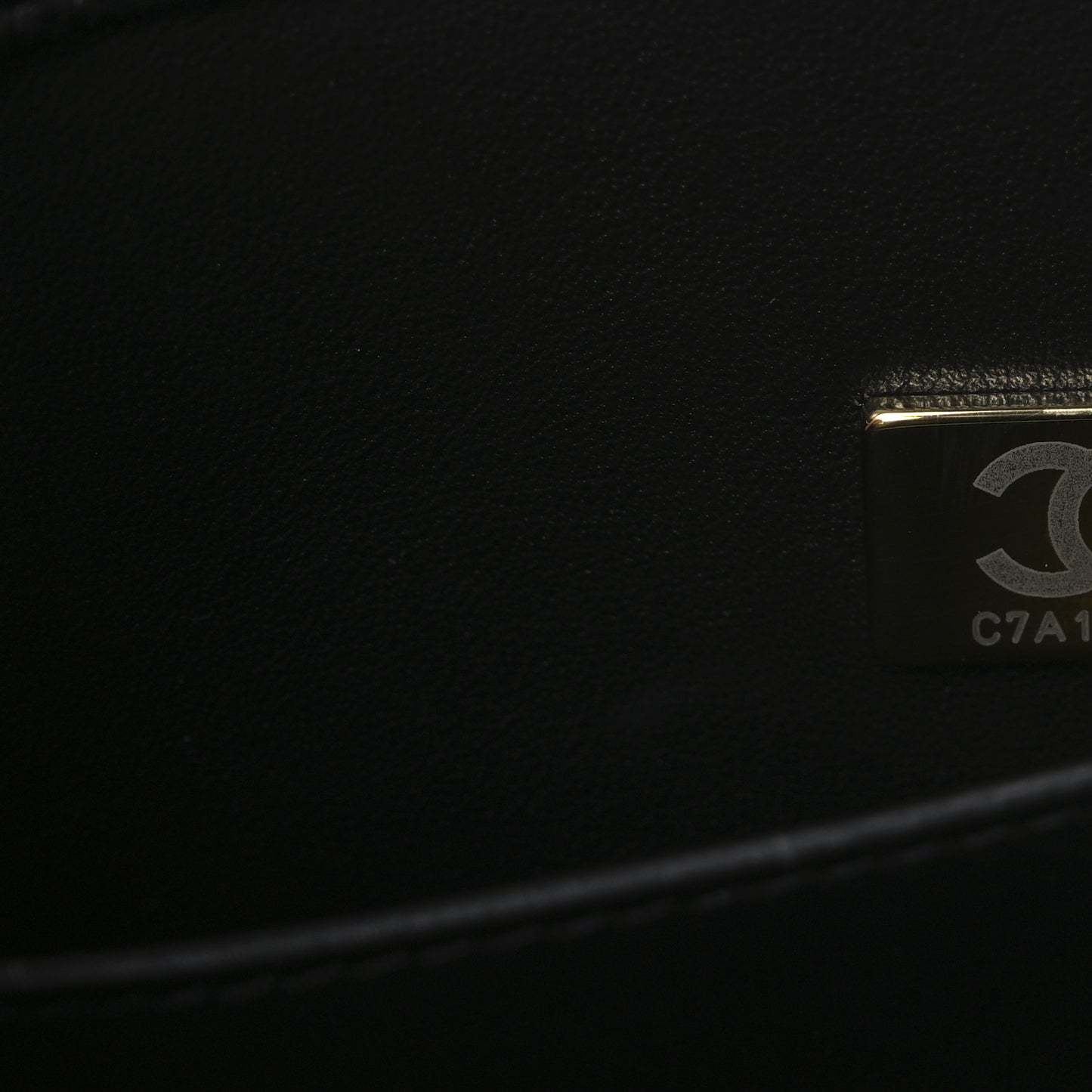 Caviar Quilted Large CC Shopping Tote Black