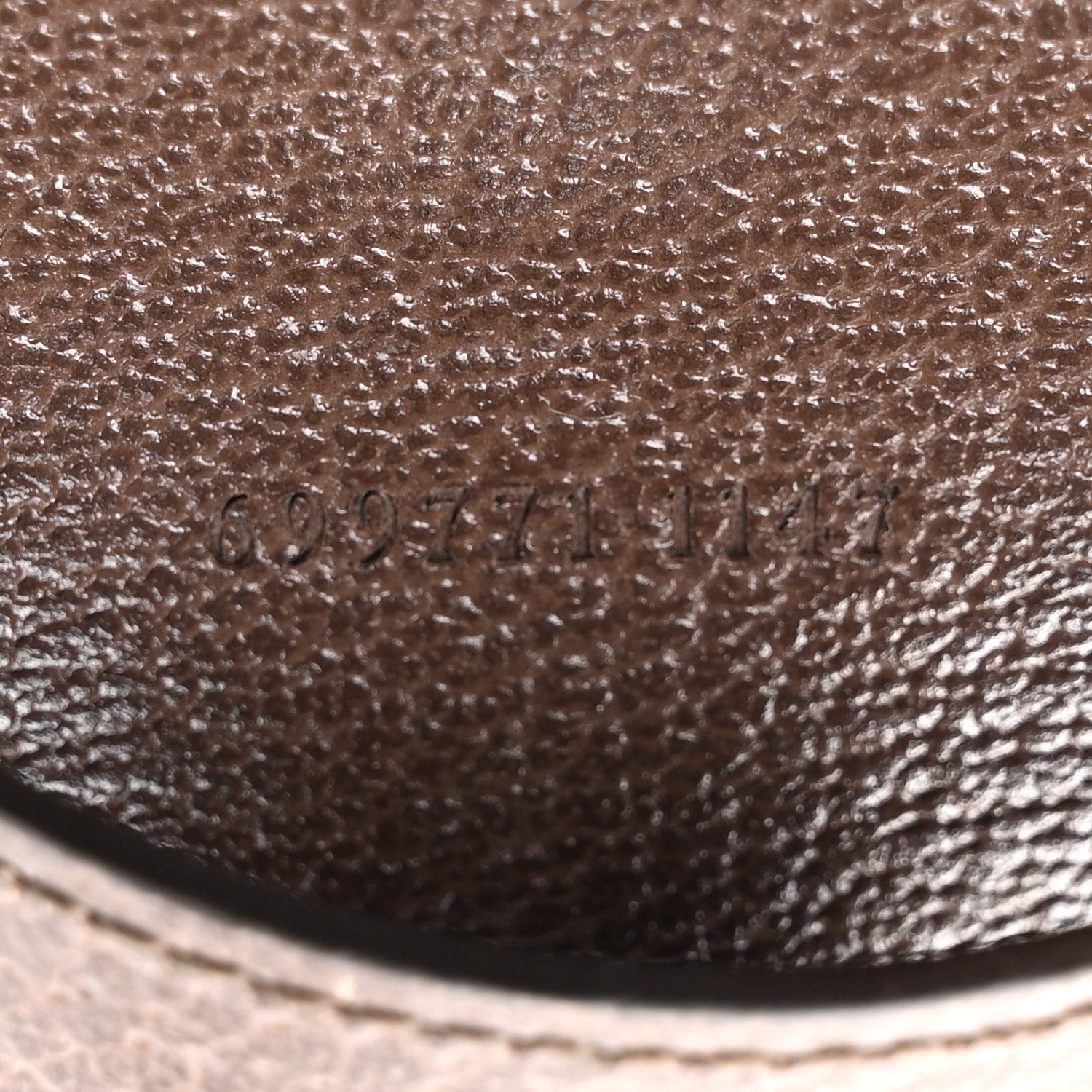 Gucci GG Supreme Monogram Textured Dollar Calfskin Web Ophidia AirPods Pro Case Beige Ebony New Acero 6 of 6