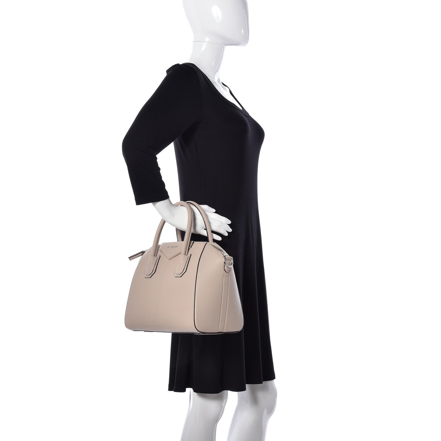 Givenchy Sugar Goatskin Small Antigona Dune 4 of 16