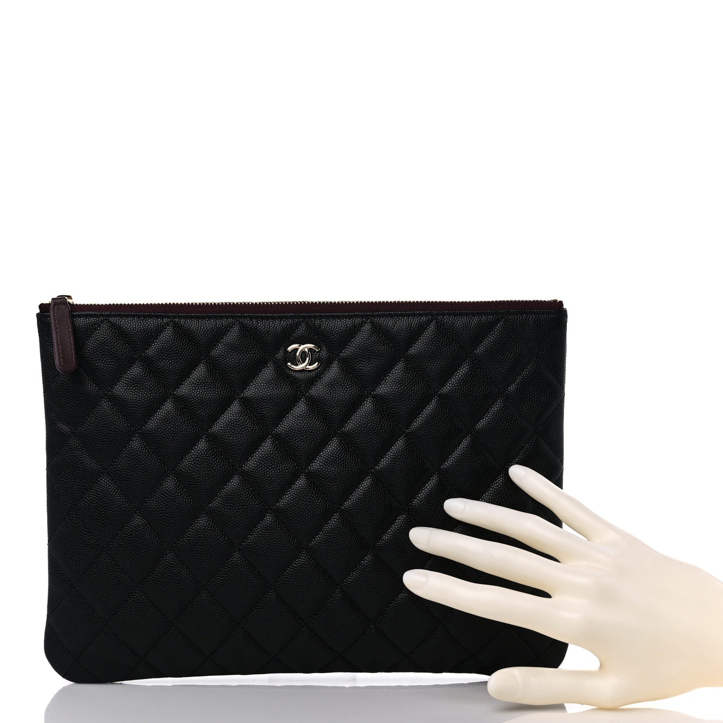 Caviar Quilted Medium Cosmetic Case Black