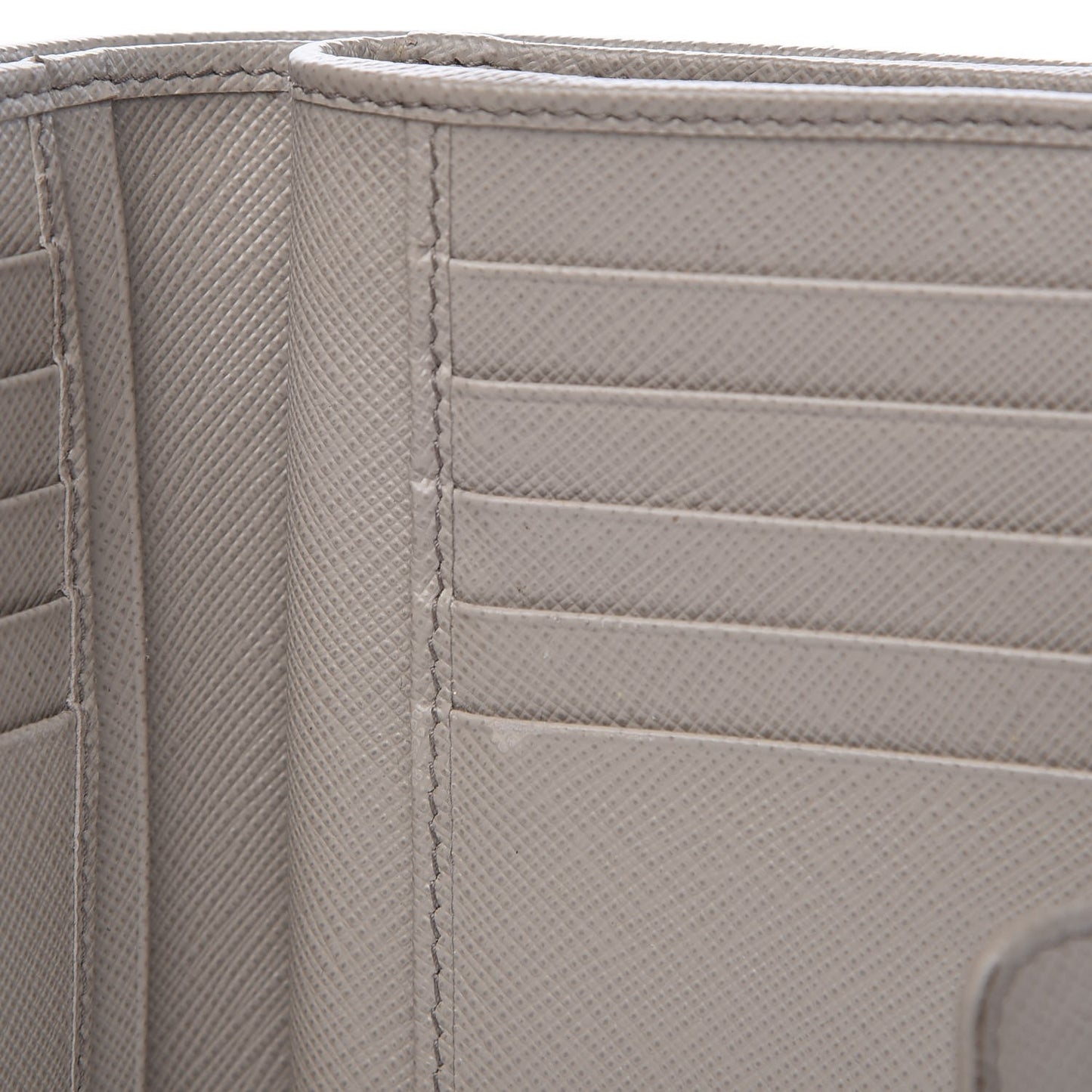 Saffiano Metal Compact Wallet Argilla
