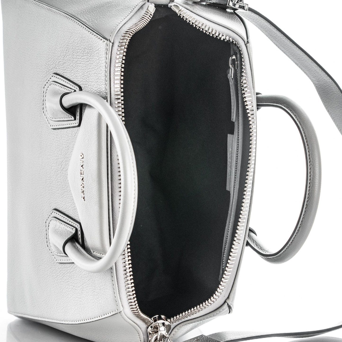 Sugar Goatskin Medium Antigona Pearl Grey