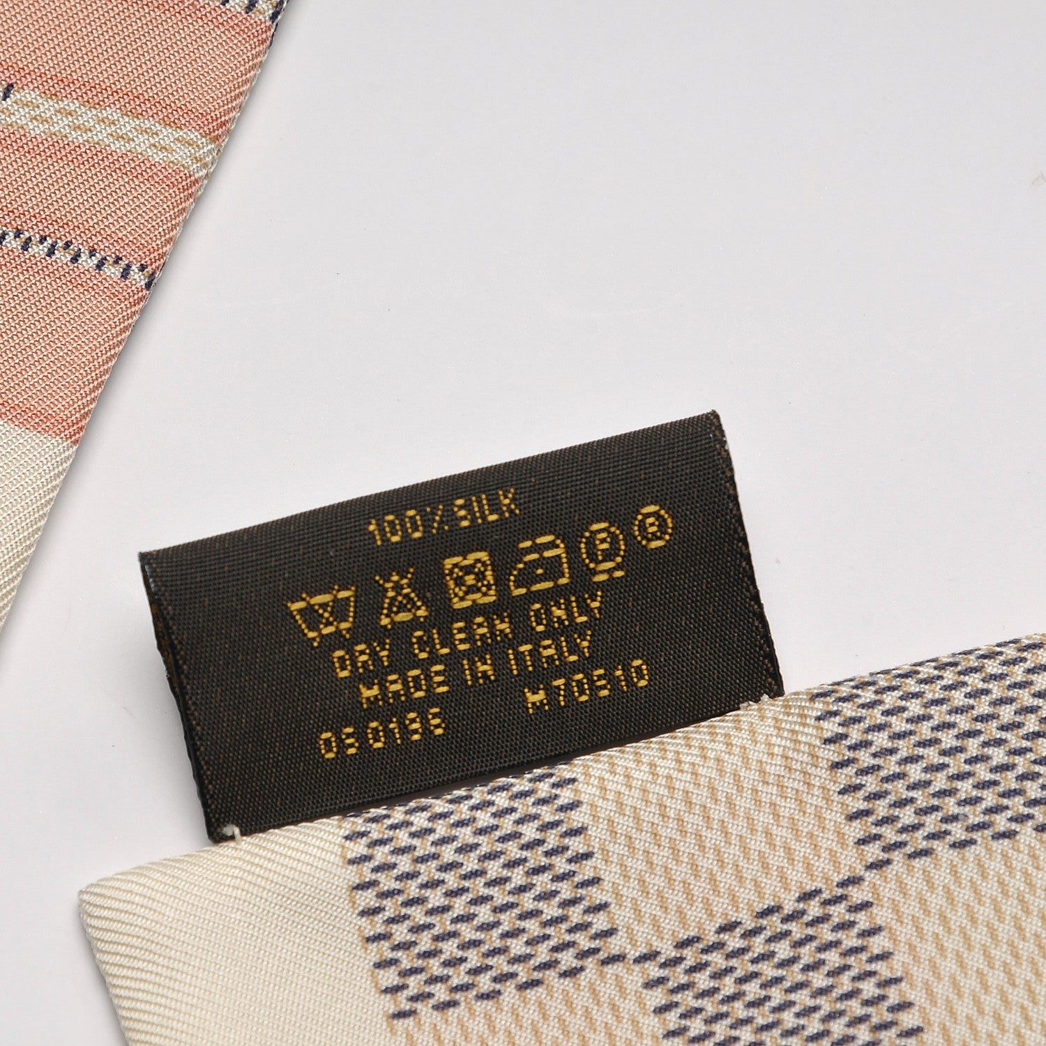 Louis Vuitton Silk Damier Azur Tahitienne Bandeau Rose Ballerine 5 of 6