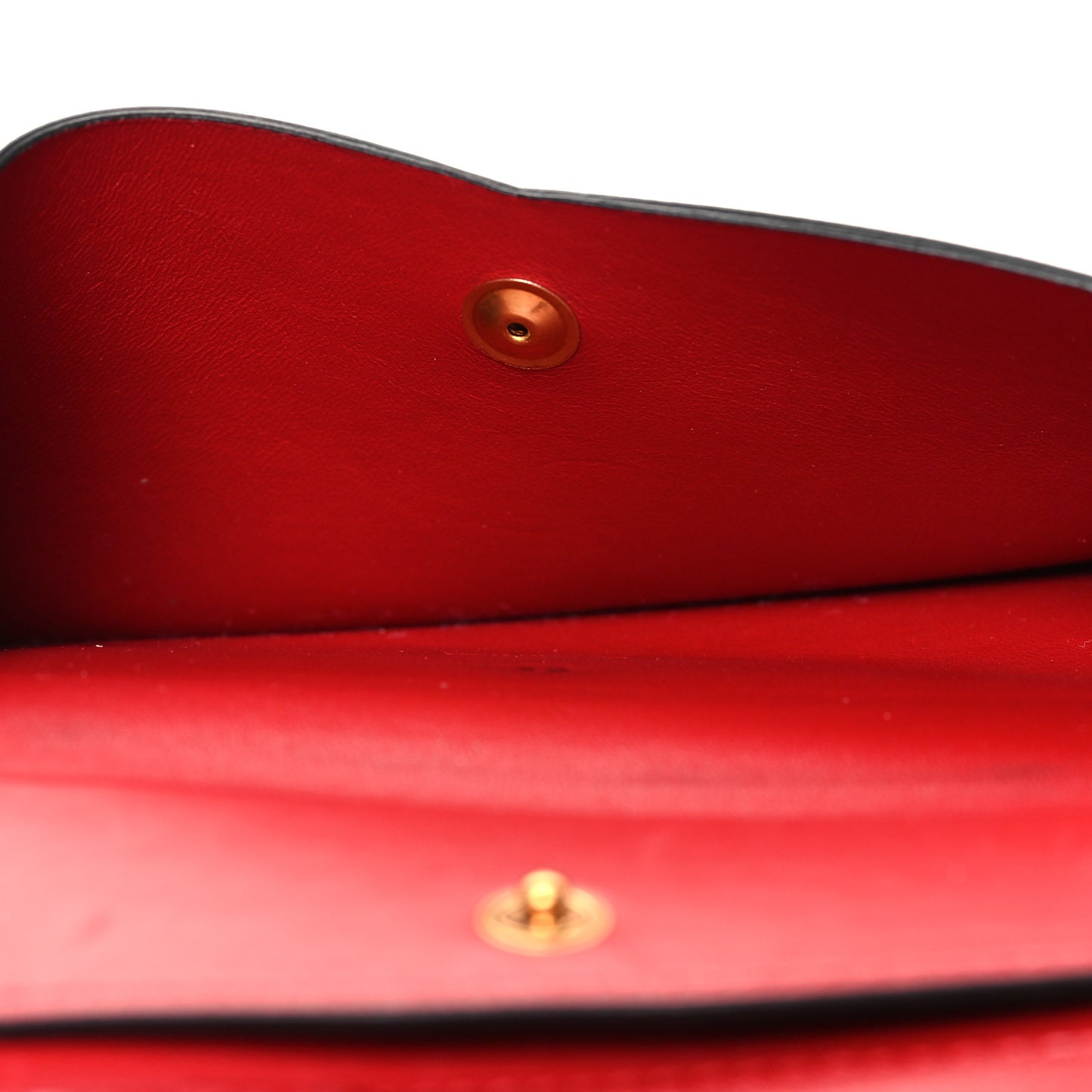 Goatskin Diamond Quilted GV3 Medium Wallet Vermillion