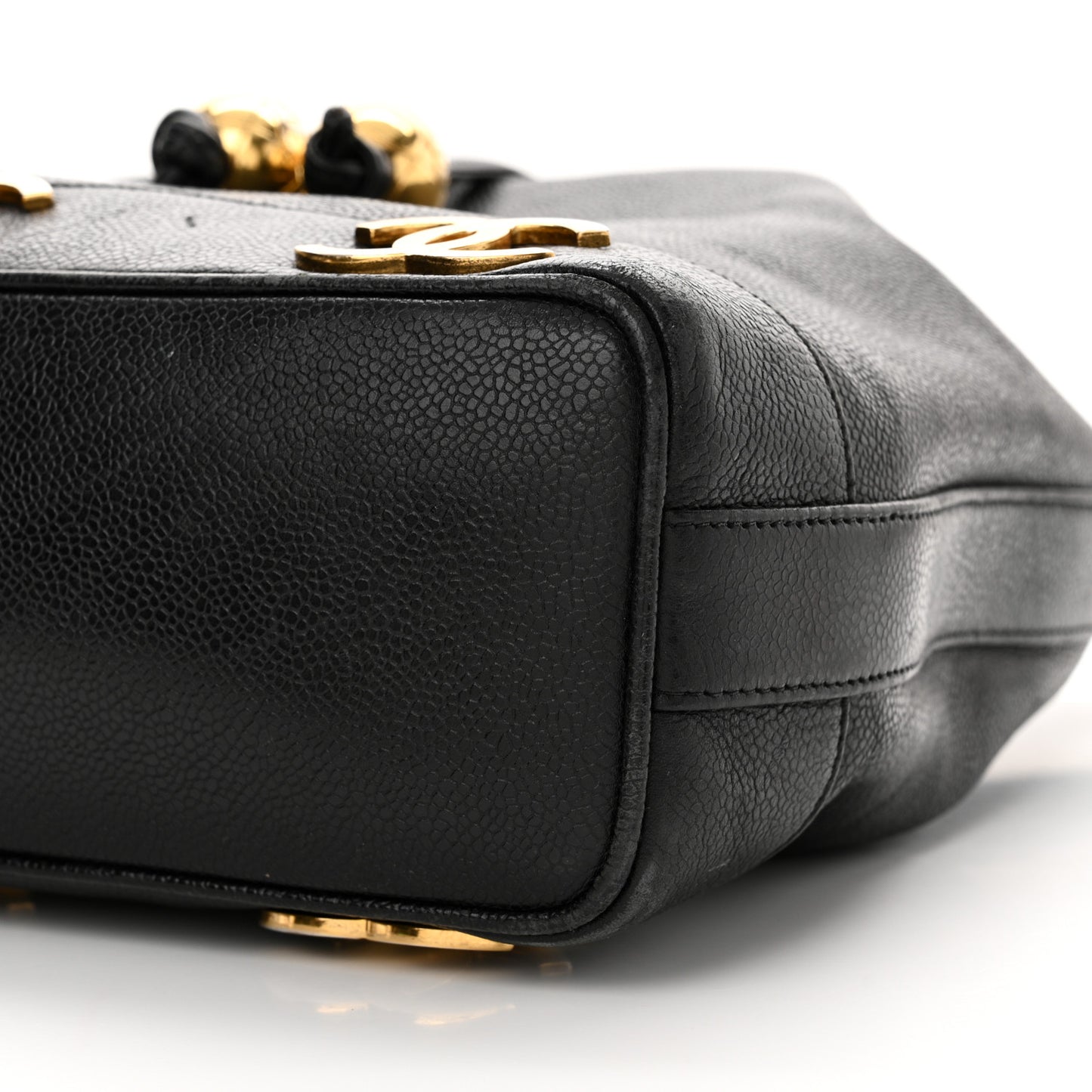 Caviar CC Drawstring Shoulder Bag Black