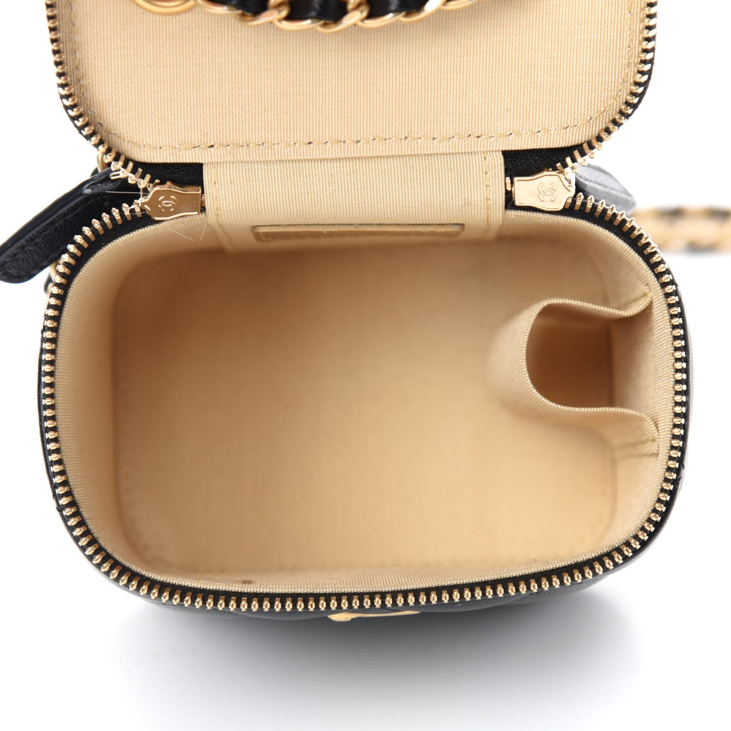 Lambskin Quilted Mini Pearl Crush Vanity Case With Chain Black