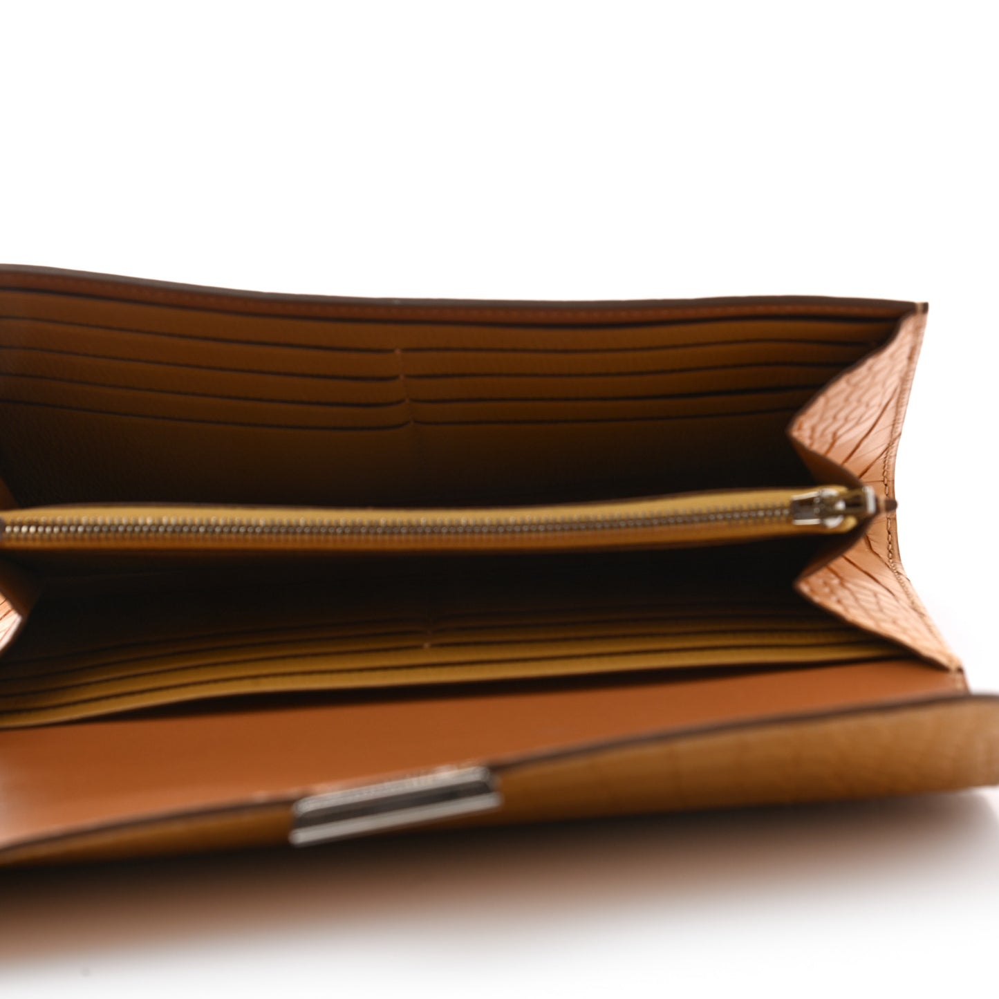 Matte Alligator Verso Constance Long Wallet Paille Sable