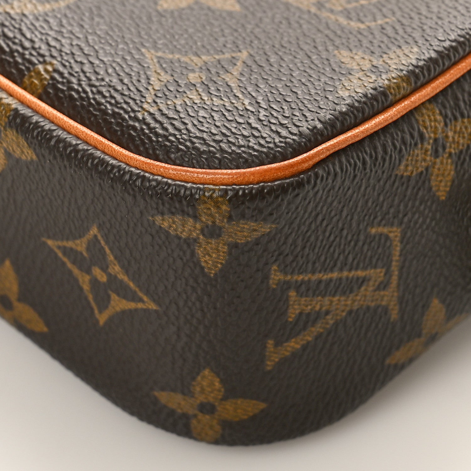 Louis Vuitton Monogram Pochette Cite 8 of 8