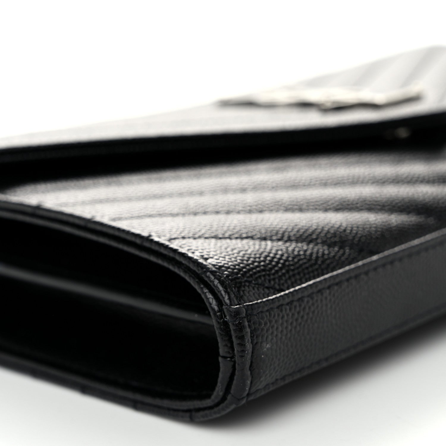 Saint Laurent Grain De Poudre Matelasse Chevron Monogram Chain Wallet Black 8 of 9