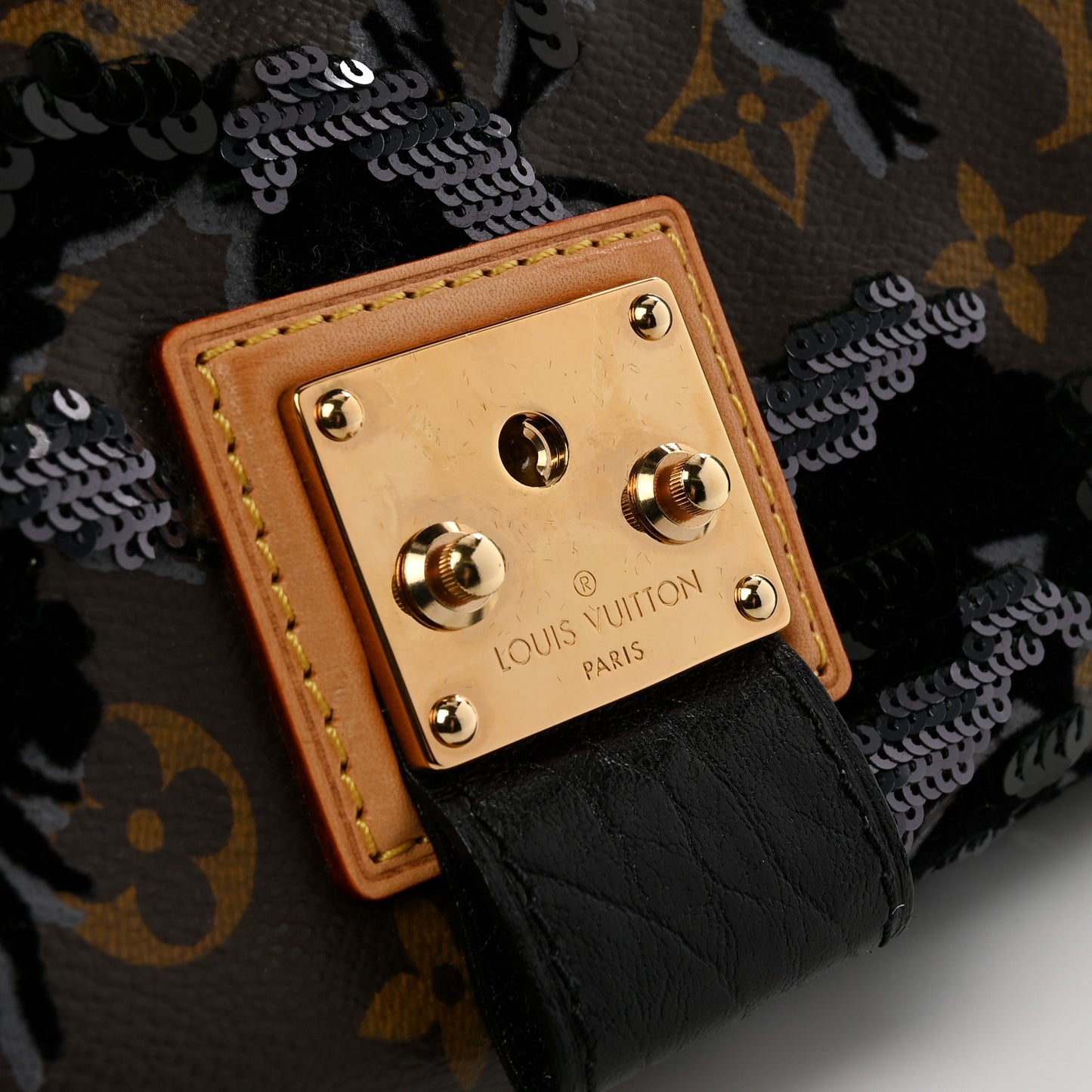 Monogram Fleur De Jais Carrousel