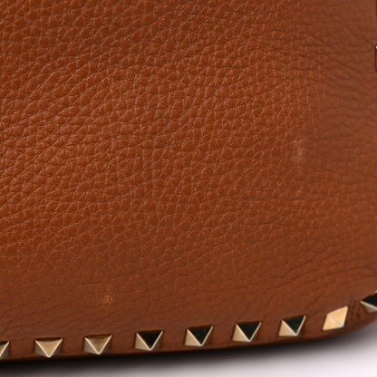 Valentino Garavani Pebbled Calfskin Small Rockstud Flip-Lock Messenger Bag Light Cuir 11 of 15