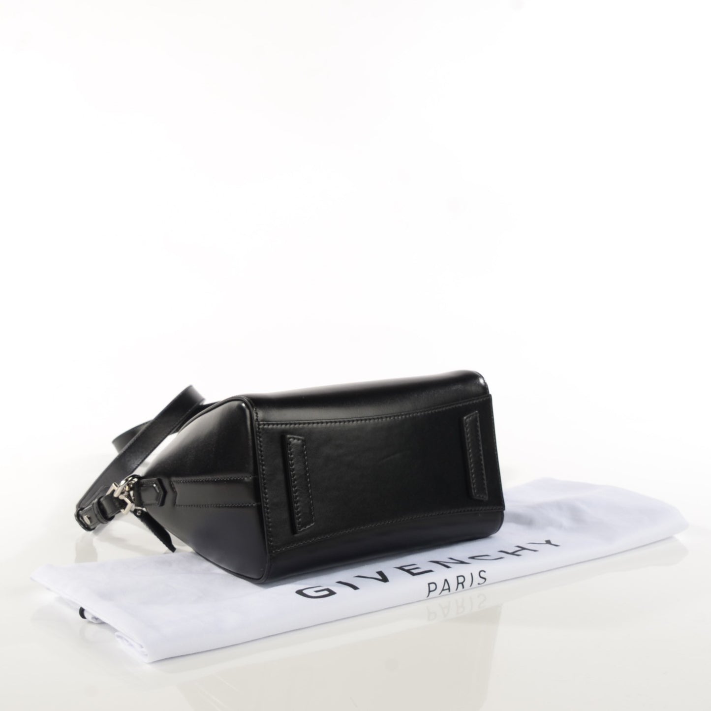 Shiny Lord Calfskin Mini Antigona Black