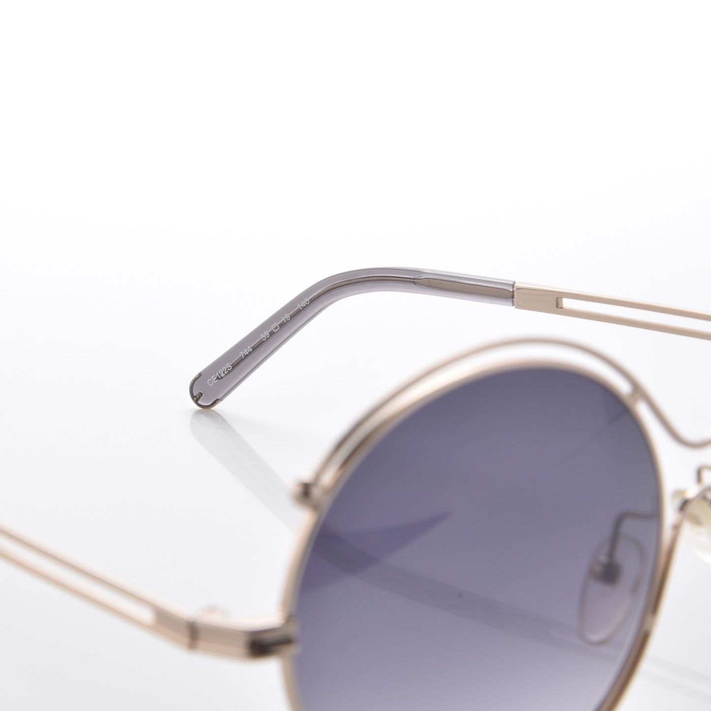 Isidora Oversized Round Sunglasses CE122S Silver