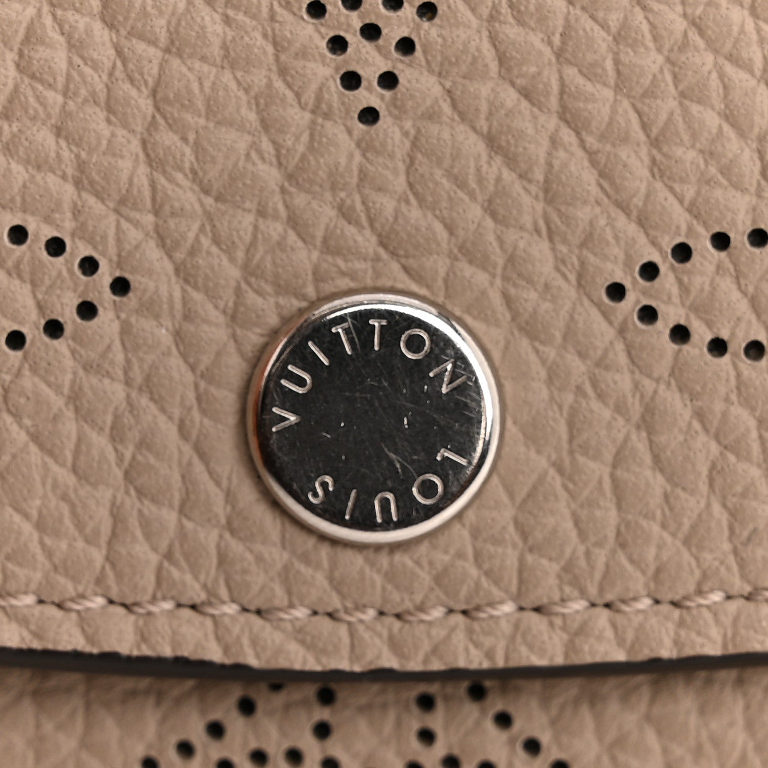 Louis Vuitton Mahina Iris Compact Wallet NM Galet 7 of 8