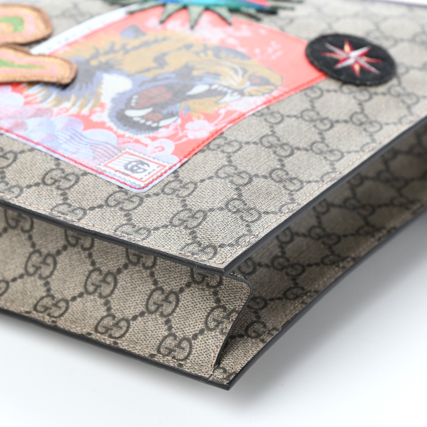 Gucci Soft GG Supreme Monogram Courrier Vertical Tote Beige New Acero 9 of 9