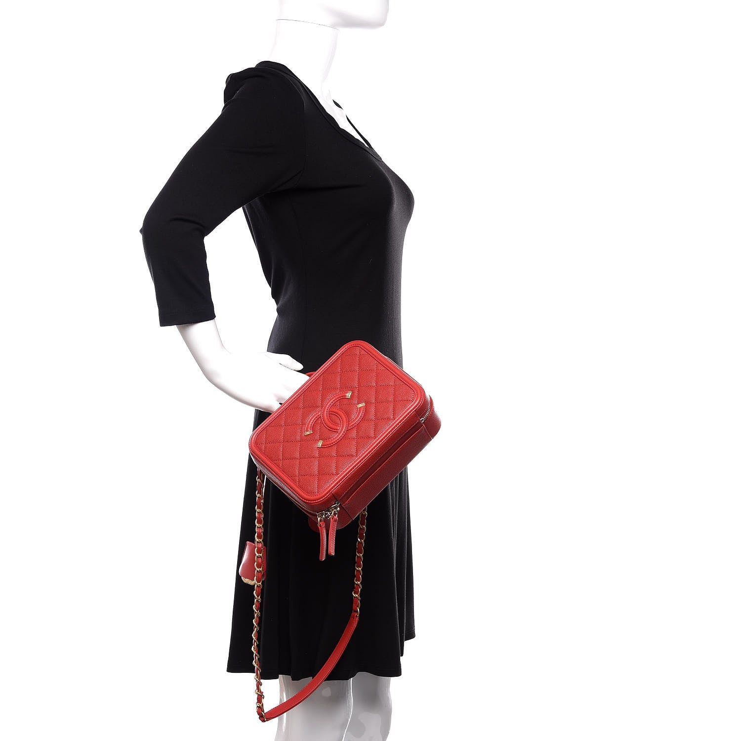 Chanel Caviar Quilted Medium CC Filigree Vanity Case Red 3 of 11