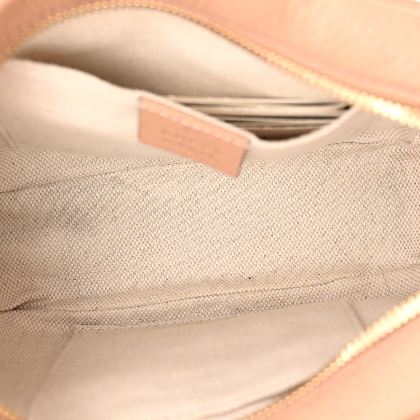 Pebbled Calfskin Small Soho Disco Bag Camelia
