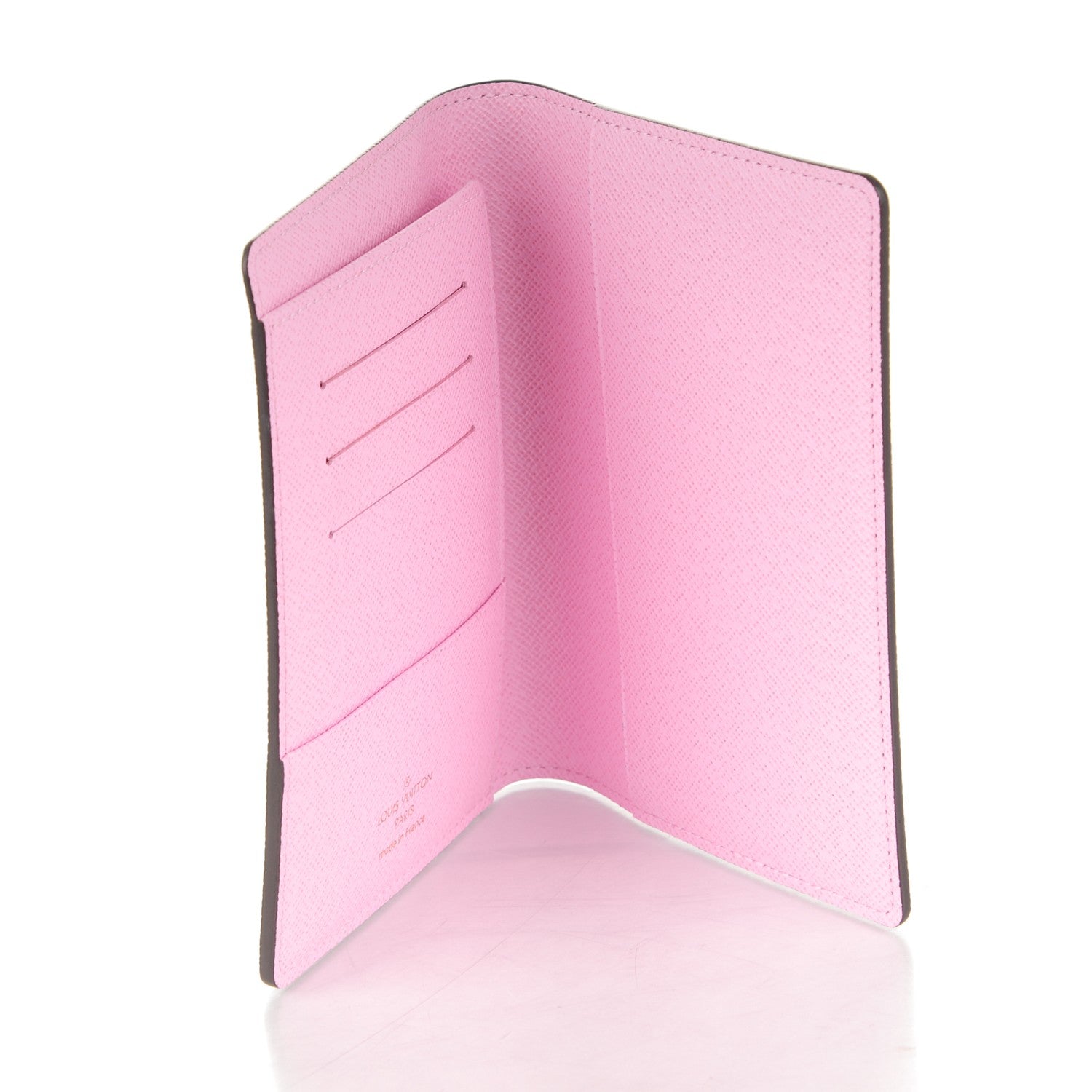 Louis Vuitton Monogram 2016 Christmas Animation Passport Cover Rose Ballerine 5 of 7