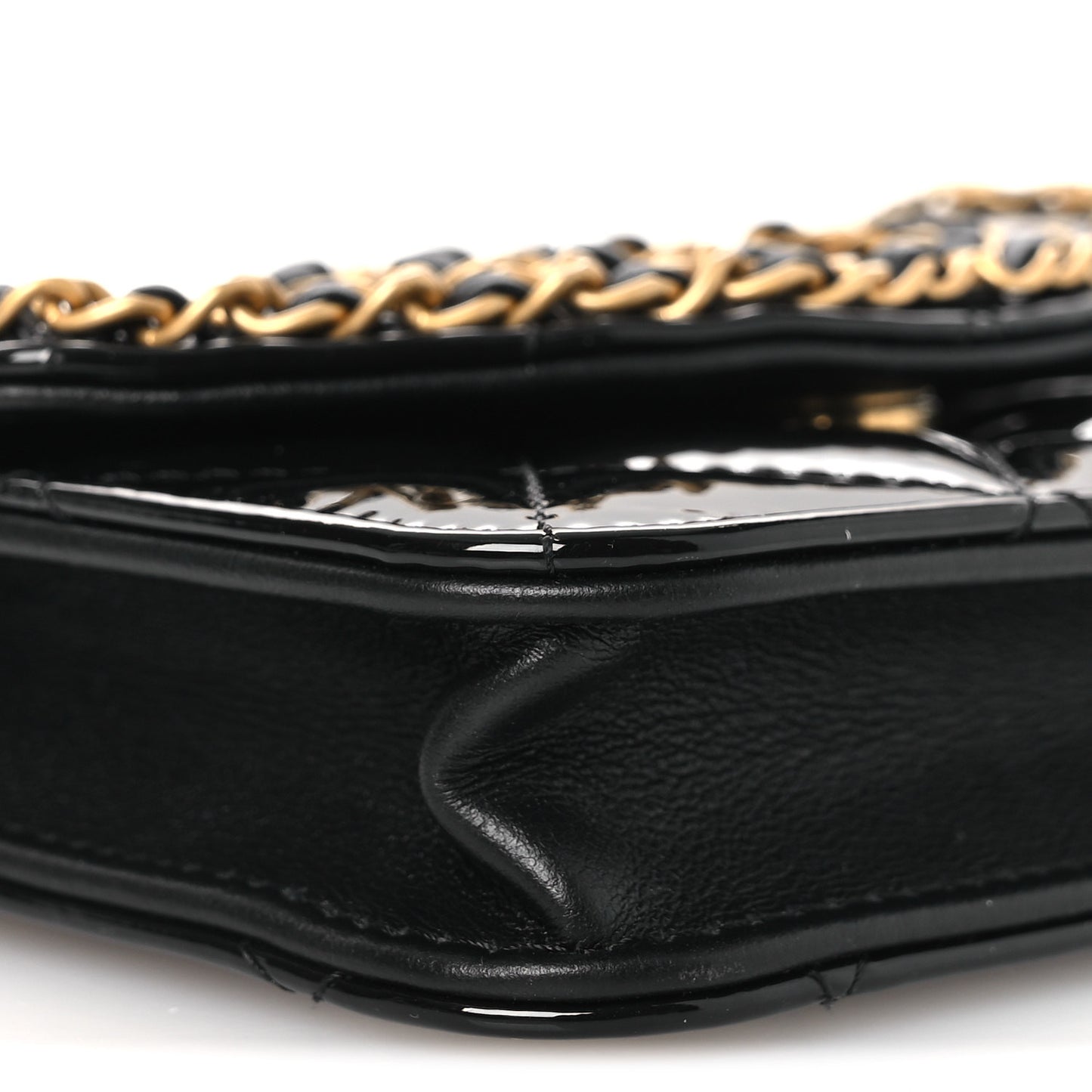 Patent Quilted Chain Around Heart Mini Chain Flap Black