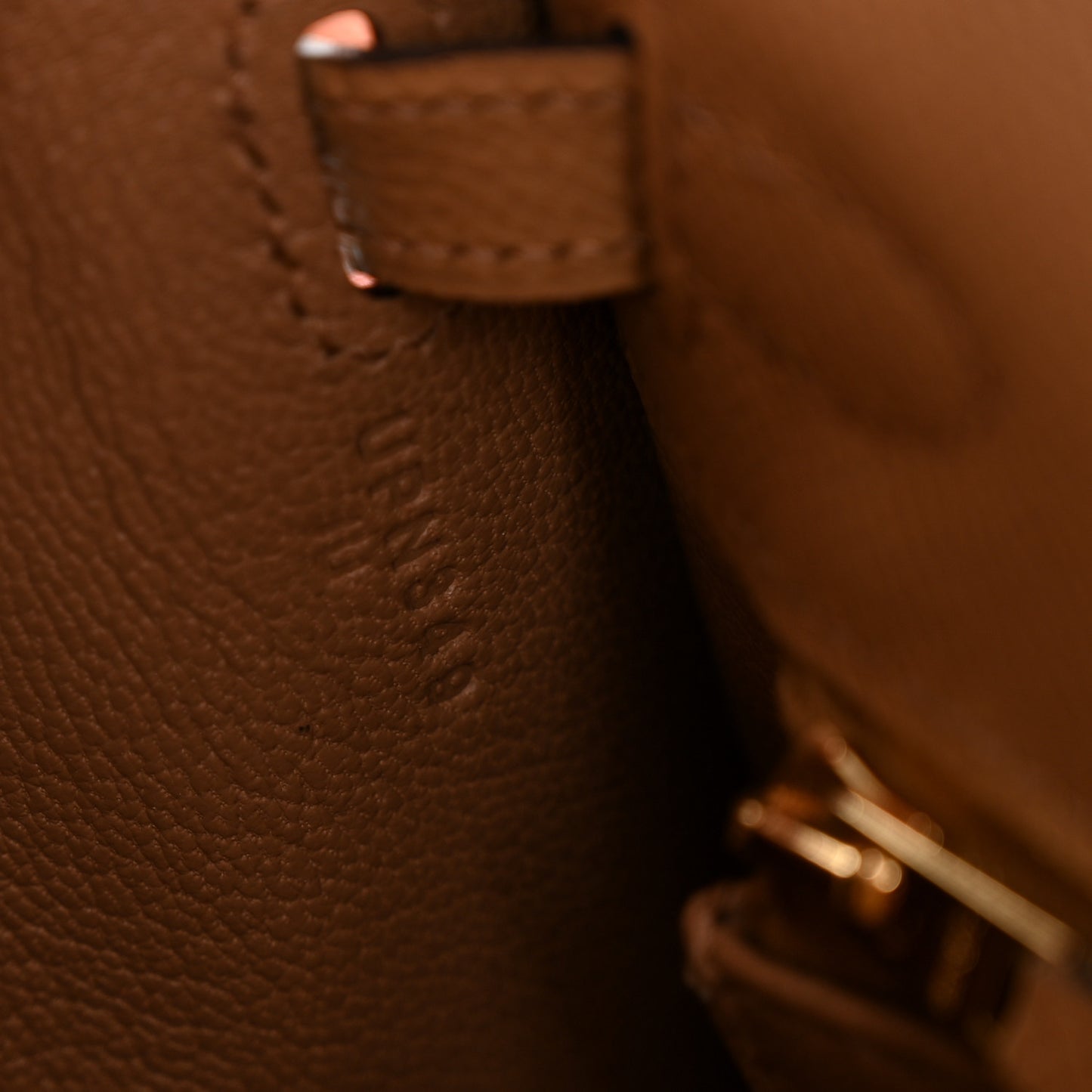 Epsom Kelly Sellier 25 Chai