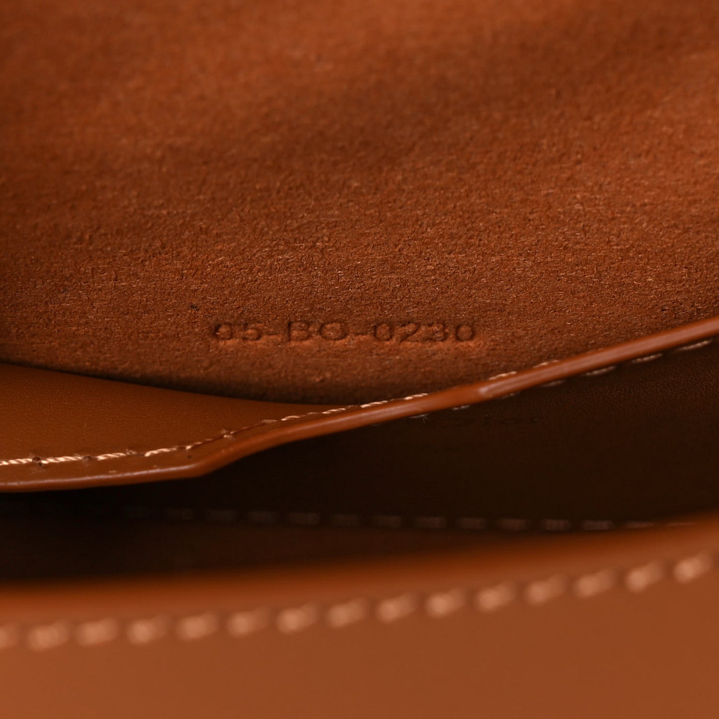 Box Calfskin Medium Bobby Flap Dark Tan