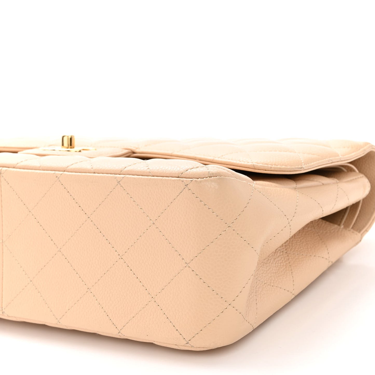 Caviar Quilted Jumbo Double Flap Beige Clair