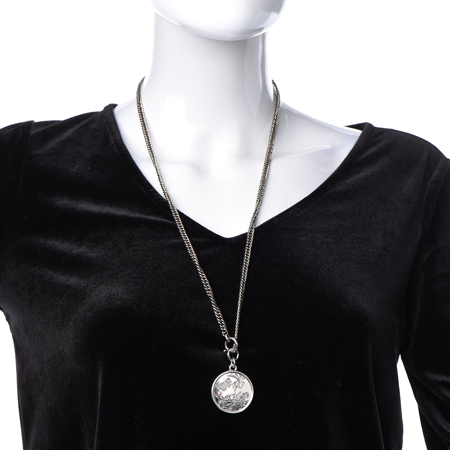 Gucci Sterling Silver Flora Round Pendant Necklace 2 of 5