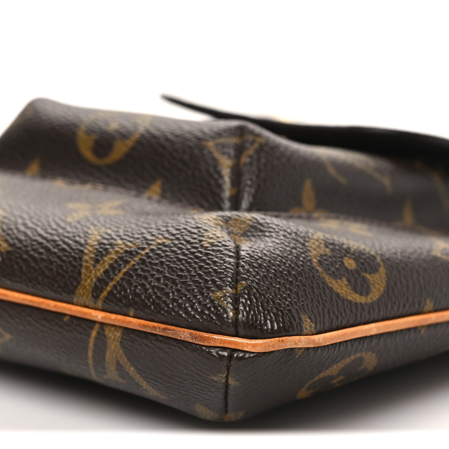 Louis Vuitton Monogram Partition Wristlet 8 of 8