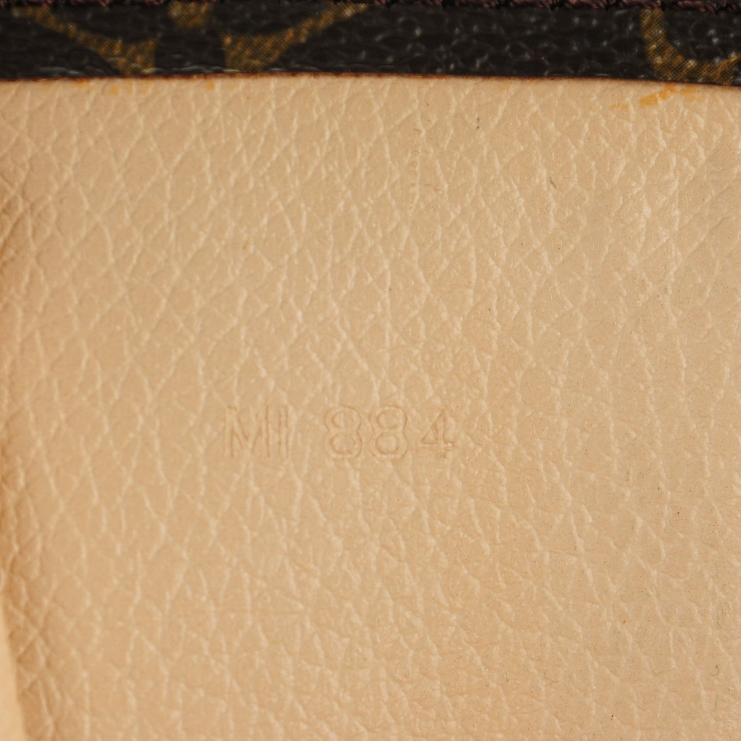 Monogram Sac Plat