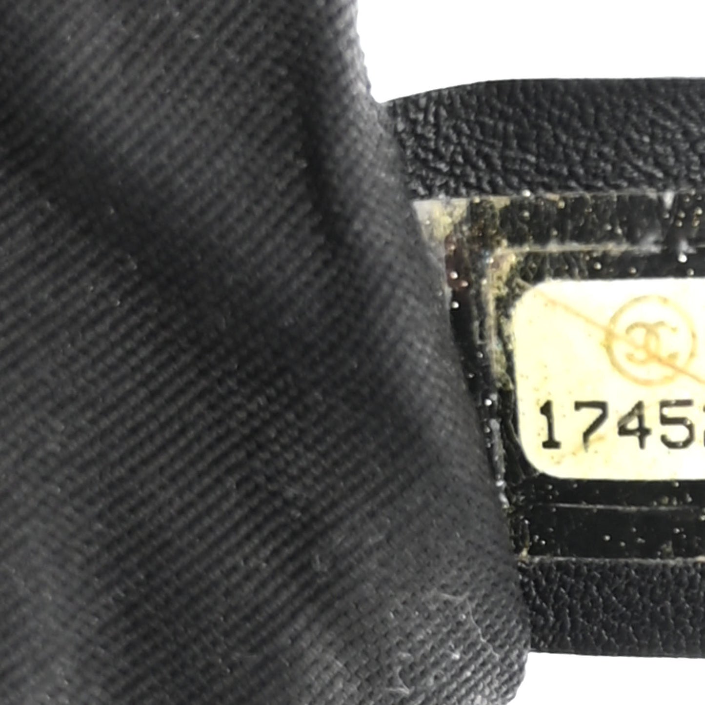 Caviar Half Moon Wallet On Chain WOC Black