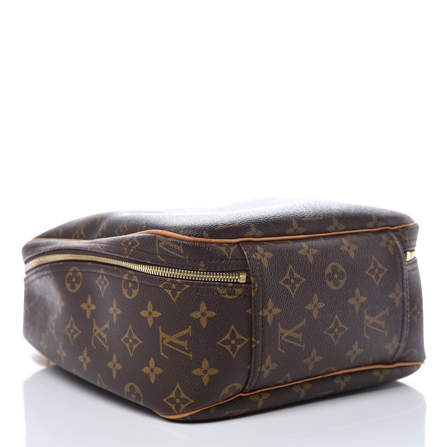Louis Vuitton Monogram Excursion Shoe Bag 4 of 18