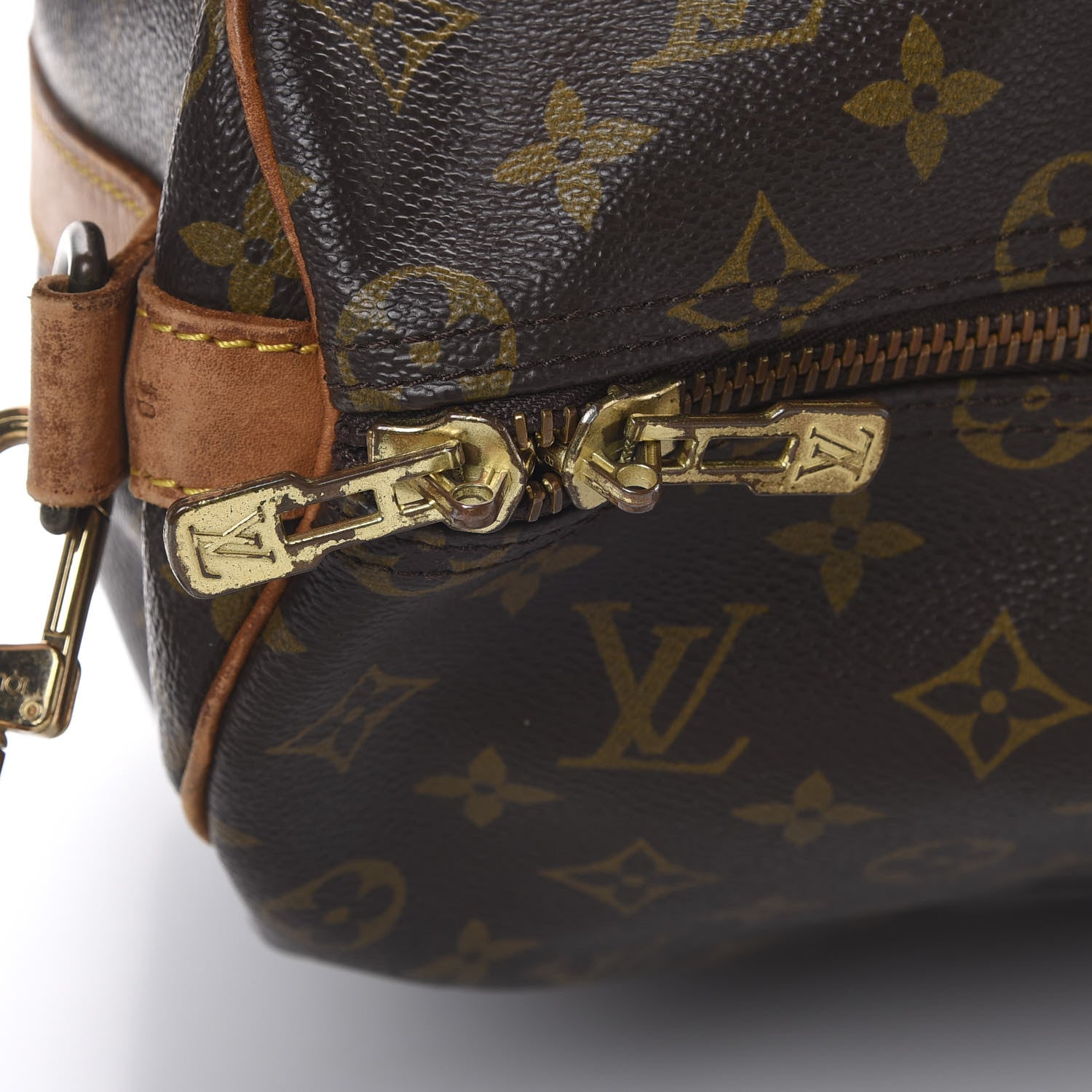 Louis Vuitton Monogram Keepall Bandouliere 50 25 of 28