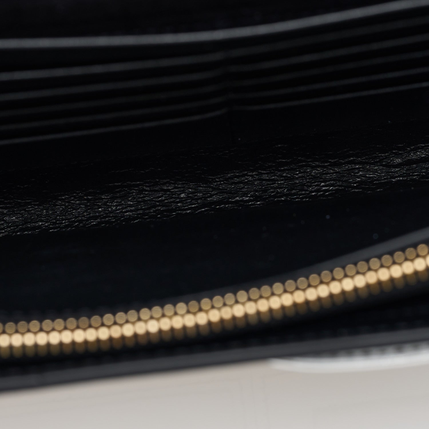 Saint Laurent Metallic Crinkled Calfskin Belle de Jour Chain Clutch Silver 5 of 9